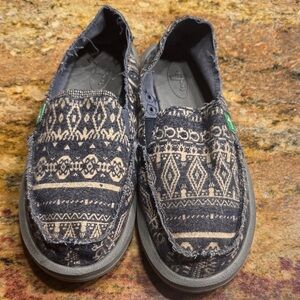 Sanuk Blue Mosiac Slip Ons 8